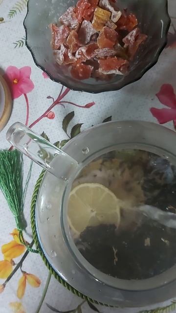 Вечернее чаепитие.  Сделала  себе через озон    подарок