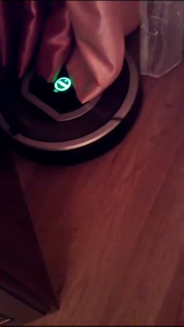 Парковка iRobot Roomba 780 смотреть онлайн