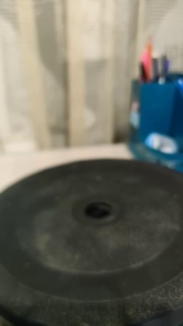 Так мало потому что больше нету блинов от гантели. #сил смотреть онлайн