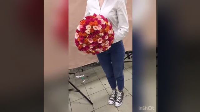 Букет кенийских роз микс | Доставка цветов PION.RU смотреть онлайн