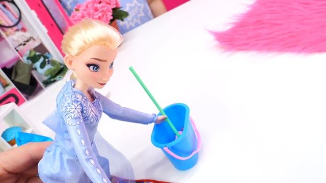 Почему поссорились сестрички Анна и Эльза? Смешные ви? смотреть онлайн