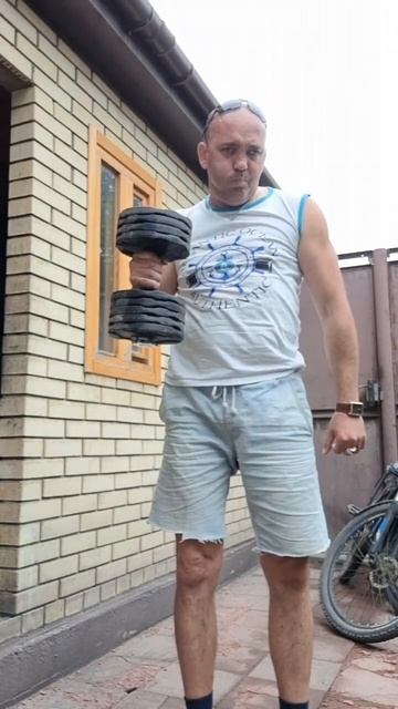 25 кг гантеля..молотки! смотреть онлайн