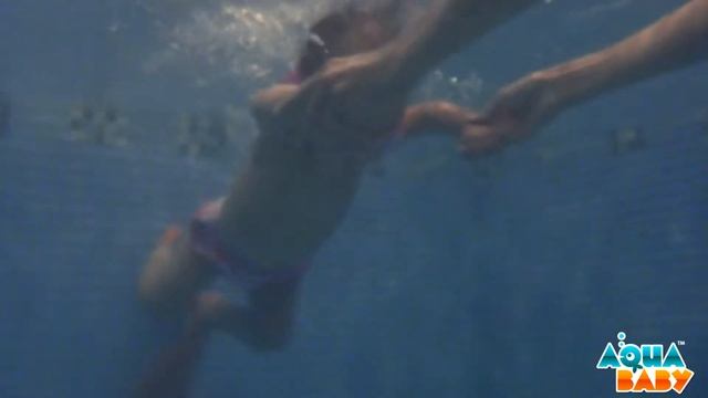 Грудничковое плаванье. Рамина смотреть онлайн