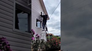 монтаж наружного блока на сайдинг / установка сплит-си