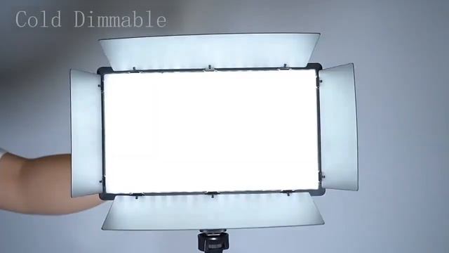Видеосвет Led Light Kit Pro LED 800 со штативомю. Профессиональн? смотреть онлайн