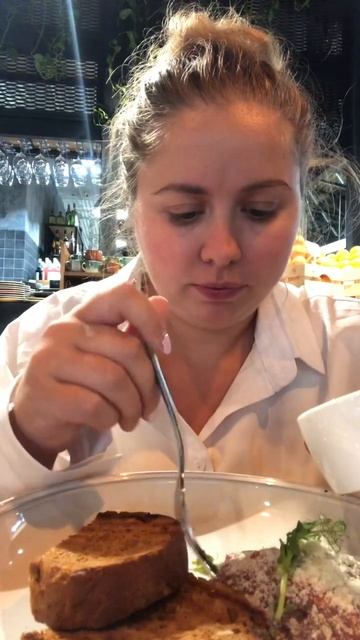 Мое любимое блюдо тар-тар всегда когда есть в рестике , смотреть онлайн