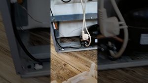 холодильник Аристон/ Индезит, пропала оттайка, 🤕.