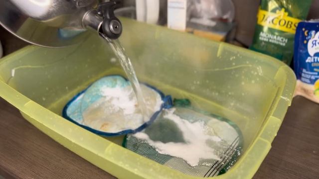 Как отмыть заварник от чая?