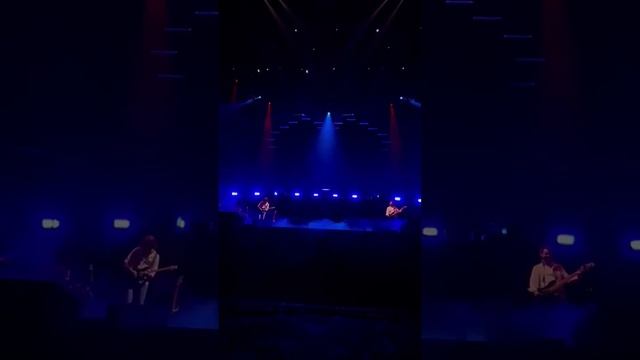 Новая Песня Шамана! Она того стоит! Концертная програм смотреть онлайн