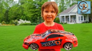 Манкиту играют в магазин игрушек и воришку. История для детей