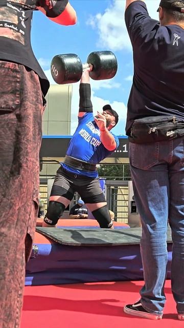 Гантель 110 от Димы (ему лучше всех надули) смотреть онлайн