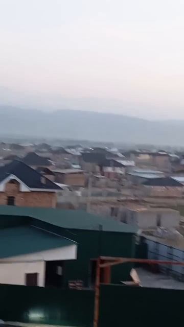 у меня есть поля далеко и мне кажется что там живёт ырк смотреть онлайн