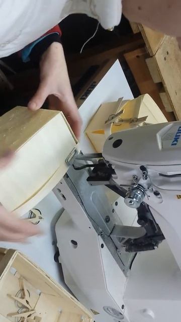 JUKI LK 1900 Закрепочная машина - закрепка на шпоне