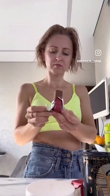 Чтобы не быть толстой 👂 смотреть онлайн