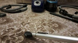 Сравнение пылесосов electrolux ultrasilencer и samsung anti-tangle sc18m31a0hu