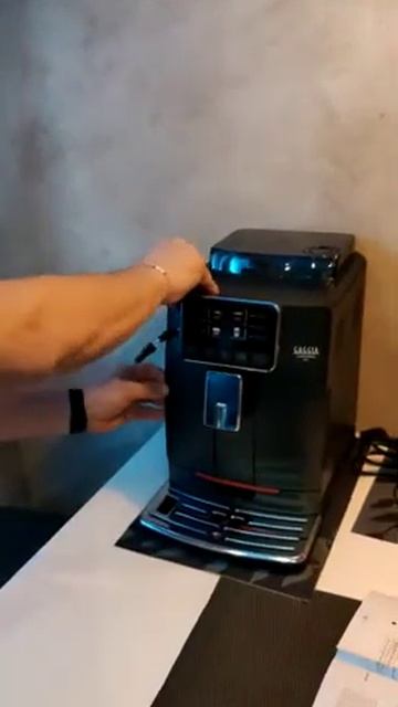 Gaggia cadorna milk как открыть ёмкость для воды смотреть онлайн