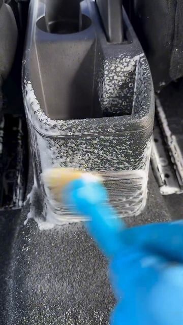 Процесс химчистки салона автомобиля #перетяжкасалона смотреть онлайн