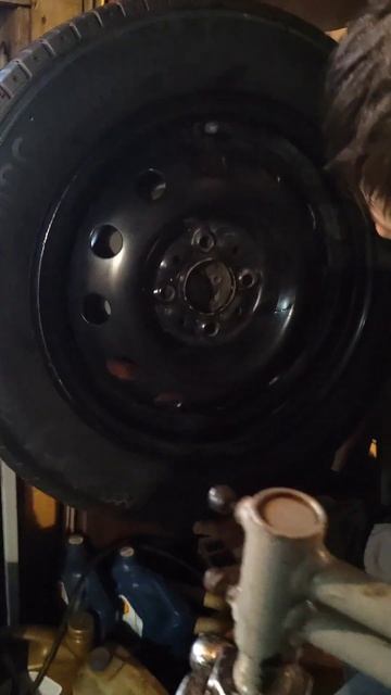 Самодельный шиномонтаж, #балансировка#заменаколес#short смотреть онлайн