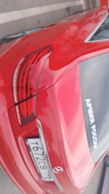 Подписчики здравствуйте! Есть в мире две машины, Мерсе смотреть онлайн