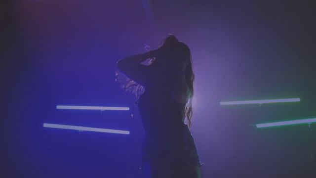 Night dancing together. смотреть онлайн