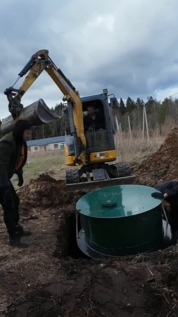 Установка септика в плывун #Дачный вопрос #установкас? смотреть онлайн