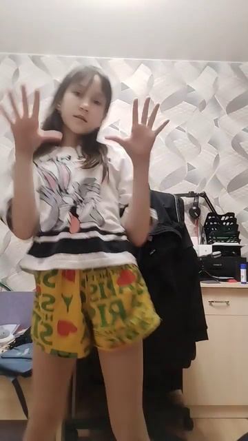 если будет муж ему куплю роликсы, сумку и кольцо смотреть онлайн