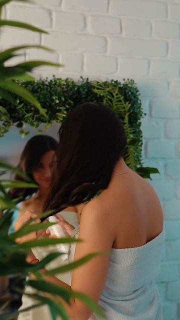 Наш бесцеллер - спрей тоник-мист с ароматом пиона реши? смотреть онлайн