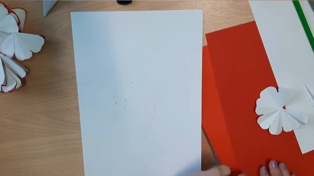 Открытка из бумаги ко Дню матери смотреть онлайн