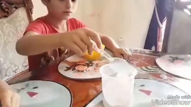 Проверка лизуна из туалетной бумаги и без клея от Mashi Zoom??♡ смотреть онлайн