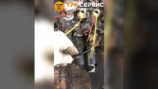 Дефектовка переднего распределителя JCB3CX SUPER часть 1 смотреть онлайн