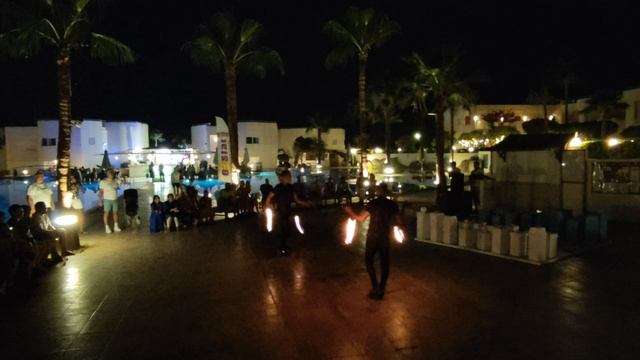 Огненное шоу. Шарм Риф отель. Шарм эль шейх. смотреть онлайн