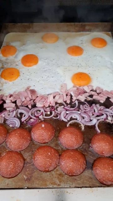 Готовим завтрак на гриле. Что может быть лучше? смотреть онлайн