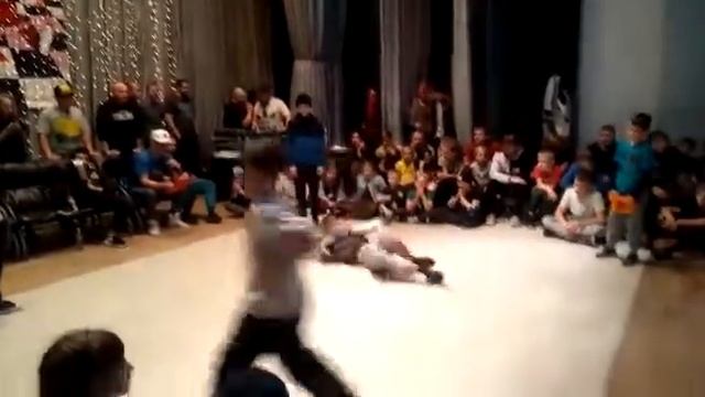 B-boy енотIK на FOOT ROCK FEST