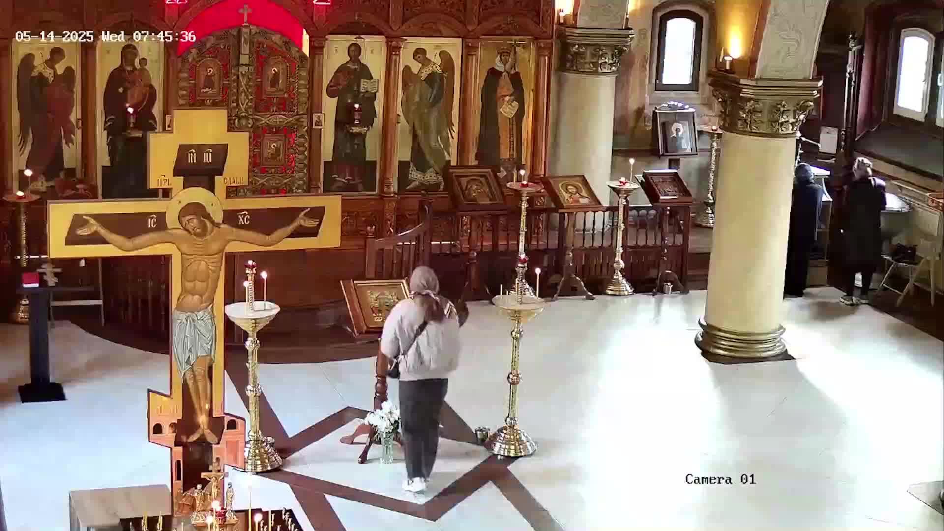 Божественная литургия. 14.05.2025 в 8-00. смотреть онлайн