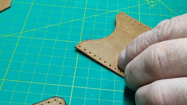 Компактный кошелек из натуральной кожи смотреть онлайн