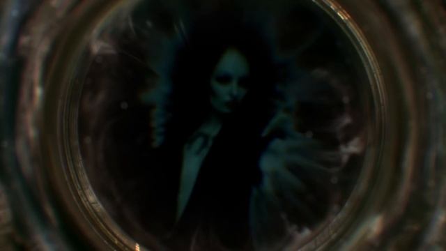 ГАДАЛКА: Стеклянная бабочка, Стареющая смотреть онлайн