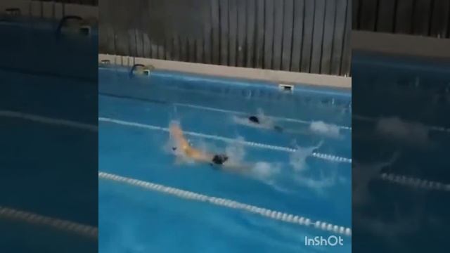 25 метров бассейна 7 летние двойняшки. Уже архив. Swimming 25 смотреть онлайн