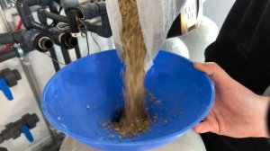 Установка фильтра умягчения и обезжелезивания для во?