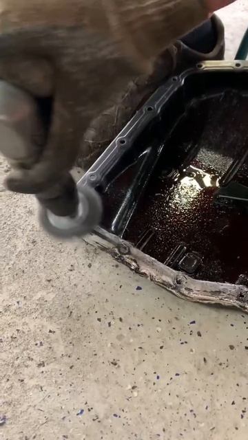 Убираем герметик. смотреть онлайн