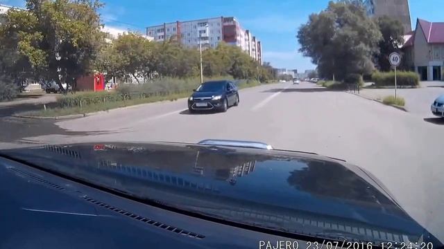 Пешеходы ли это???