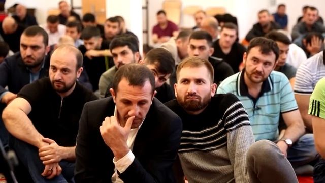 Qum şəhəri. Əkbəri Ciddi Ağa. Moskva. 2019