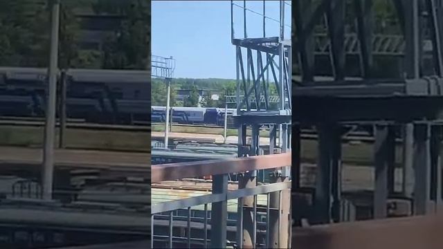ЭП1М-??? С фирменным поездом «Таврия» сообщением Симфер смотреть онлайн