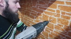 Как прибить ящик к стене с помощью дрели или перфоратора