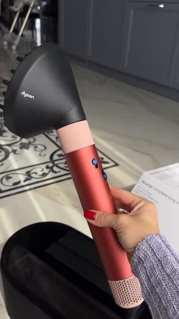 Dyson HS05 Strawberry New 2024 #dyson-technohouse.uz Дайсон клубничный цвет.