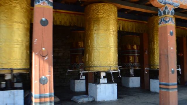 Мантри изпълняват желания в Бутан