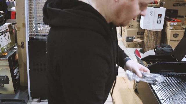 Обзор на пеллетный гриль EGER Portable 120 смотреть онлайн