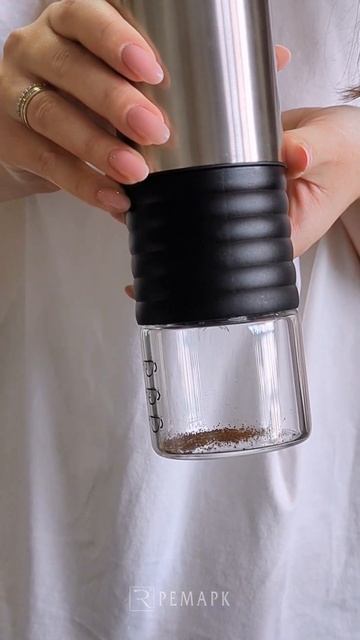 Портативная кофемолка Moxie + Ароматный кофе с кокосовой смотреть онлайн