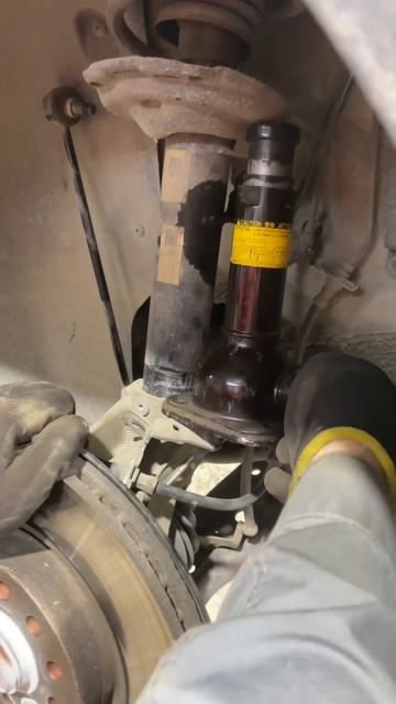 Не бей молотком по кулаку пока не посмотришь это видео смотреть онлайн