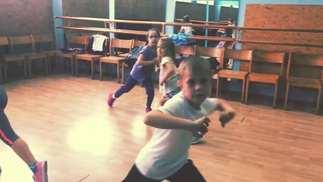 Урок второй. Хип-хоп с Алиной смотреть онлайн