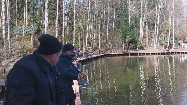 Сегодня поклёвок больше на "крымском". Клёвое место, Ло смотреть онлайн